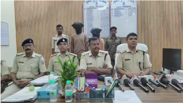 गिरिडीह में साइबर अपराधी को छुड़ाने और पुलिस पर पथराव मामले में दो गिरफ्तार, अन्य की तलाश जारी