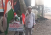 55 वर्षीय छोला विक्रेता श्यामापद शर्मा 19 साल से साइकिल पर फैला रहे विश्व शांति का संदेश 55 वर्षीय छोला विक्रेता श्यामापद शर्मा 19 साल से साइकिल पर फैला रहे विश्व शांति का संदेश