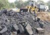 Dhanbad News: बहियारडीह में कोयला तस्करों का तांडव, पुलिस टीम पर हमला! Dhanbad News: Coal smugglers run amok in Bahiyardih; police team attacked!