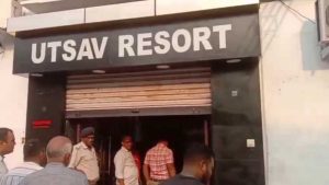 बिना लाइसेंस संचालित उत्सव रिसॉर्ट पर धनबाद नगर निगम की बड़ी कार्रवाई, परिसर किया गया सील 1 बिना लाइसेंस संचालित उत्सव रिसॉर्ट पर धनबाद नगर निगम की बड़ी कार्रवाई, परिसर किया गया सील