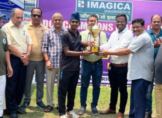 DCA ग्रीन ने जीता इमेजिका डायग्नोस्टिक चैंपियंस लीग (जूनियर) का खिताब, फाइनल में DCA ब्लू को 9 विकेट से हराया DCA ग्रीन ने जीता इमेजिका डायग्नोस्टिक चैंपियंस लीग (जूनियर) का खिताब, फाइनल में DCA ब्लू को 9 विकेट से हराया