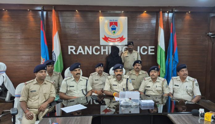 Namkum Illegal Arms Arrest Ranchi: नामकुम थाना क्षेत्र में अवैध हथियार के साथ अपराधी गिरफ्तार, पुलिस ने 10 जून की गोलीकांड में संलिप्तता का किया खुलासा