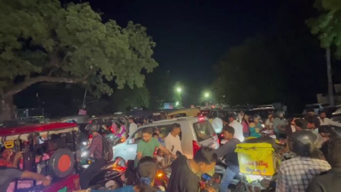 धनबाद इस्कॉन रथयात्रा में ट्रैफिक व्यवस्था रही बेहाल, घंटों जाम में फंसे श्रद्धालु