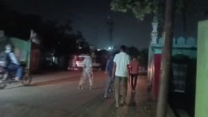 झरिया में दो गुटों के बीच हिंसक झड़प, ईंट-पत्थर चले, गोली चलाने के आरोप की जांच शुरू 2 झरिया में दो गुटों के बीच हिंसक झड़प, ईंट-पत्थर चले, गोली चलाने के आरोप की जांच शुरू