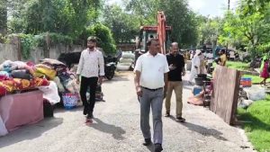 SNMMCH की जमीन से अतिक्रमण हटाने पहुंचा प्रशासन, अवैध कब्जों पर चला बुलडोजर