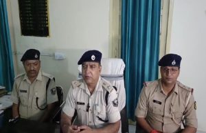पटना के पंडारक में STF और पुलिस की बड़ी कार्रवाई, पिता-पुत्र गिरफ्तार; 4 हथियार और 140 जिंदा कारतूस बरामद