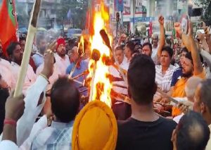 JPSC-JSSC भर्ती विवाद: जमशेदपुर में BJP का मशाल जुलूस, CM के इस्तीफे की मांग