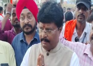 JPSC-JSSC भर्ती विवाद: जमशेदपुर में BJP का मशाल जुलूस, CM के इस्तीफे की मांग