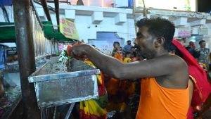 Deoghar Shravan Mela 2026: बाबा मंदिर में अर्घा व्यवस्था शुरू, उपायुक्त-SP ने लिया सुरक्षा का जायजा 1 Deoghar Shravan Mela 2026: बाबा मंदिर में अर्घा व्यवस्था शुरू, उपायुक्त-SP ने लिया सुरक्षा का जायजा