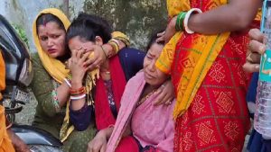 Bihar News: वाल्मीकिनगर में बाघ का हमला, किसान गंभीर रूप से घायल, GMCH बेतिया रेफर