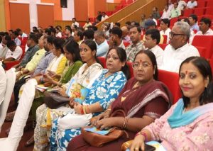 RSS Dhanbad Youth Seminar: शताब्दी वर्ष में युवाओं को राष्ट्र निर्माण और पंच परिवर्तन का दिया संदेश