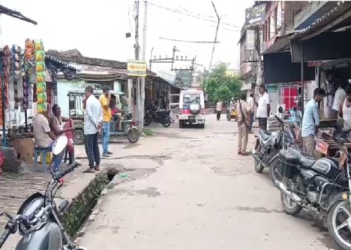 धनबाद में तंत्र-मंत्र का झांसा, 70 वर्षीय महिला से सोने के गहने लेकर फरार हुए ठग, पुलिस जांच में जुटी