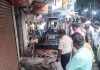 झरिया में नालियों पर चला नगर निगम का बुलडोजर, गांधी रोड से जूता पट्टी तक हटाया गया अतिक्रमण झरिया में नालियों पर चला नगर निगम का बुलडोजर, गांधी रोड से जूता पट्टी तक हटाया गया अतिक्रमण