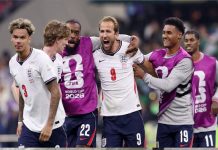 FIFA World Cup 2026: 10 खिलाड़ियों के साथ खेलकर भी इंग्लैंड ने जीता मुकाबला, नॉर्वे से अगली टक्कर FIFA World Cup 2026: 10 खिलाड़ियों के साथ खेलकर भी इंग्लैंड ने जीता मुकाबला, नॉर्वे से अगली टक्कर