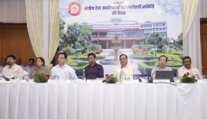 धनबाद को रेलवे जोन बनाने की मांग तेज, संसदीय समिति की बैठक में सांसदों ने उठाए कई मुद्दे