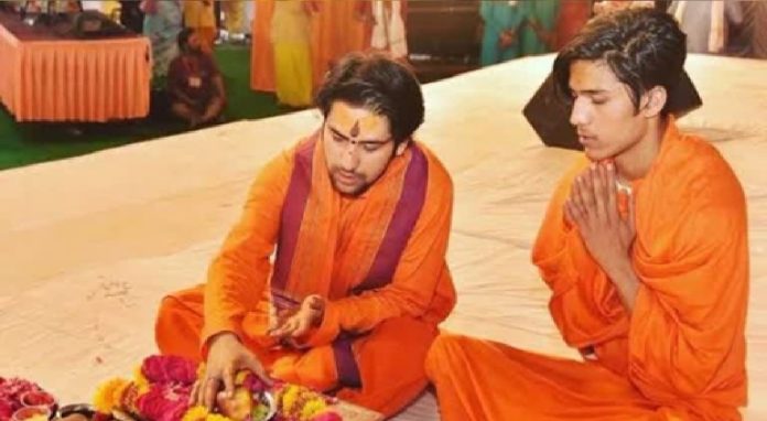 भाई शालिग्राम गर्ग पर गोली चलाने का आरोप, धीरेंद्र शास्त्री बोले- मुझे हर मामले में न घसीटें