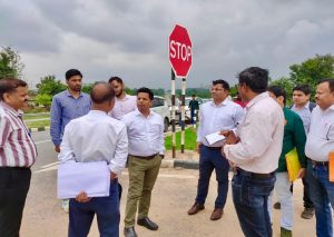 गुमला NH-43 परियोजना पर NHAI सख्त, गुणवत्ता और सड़क सुरक्षा की हुई विशेष समीक्षा
