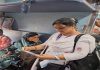 बिना टिकट यात्रा करने वालों पर रेलवे की बड़ी कार्रवाई, धनबाद मंडल में मेगा चेकिंग अभियान बिना टिकट यात्रा करने वालों पर रेलवे की बड़ी कार्रवाई, धनबाद मंडल में मेगा चेकिंग अभियान