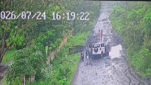 झरिया में BCCL कर्मी को कार से कुचलने की कथित कोशिश, CCTV फुटेज के आधार पर जांच तेज