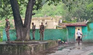 झरिया में ईडी की बड़ी कार्रवाई: 6 ठिकानों पर एक साथ छापेमारी, दस्तावेज और हार्ड डिस्क जब्त