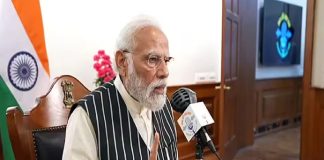 PM Modi Mann Ki Baat: कारगिल विजय दिवस, रक्षा और आत्मनिर्भर भारत पर बोले पीएम मोदी, शहीदों को किया नमन PM Modi Mann Ki Baat: कारगिल विजय दिवस, रक्षा और आत्मनिर्भर भारत पर बोले पीएम नरेंद्र मोदी, शहीदों को किया नमन