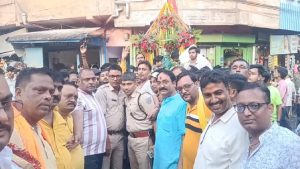 झरिया में 93 साल पुरानी भगवान जगन्नाथ रथयात्रा निकली, श्रद्धालुओं ने खींचा आस्था का रथ