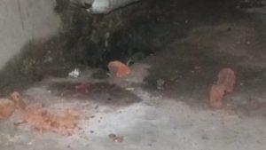 झरिया में दो गुटों के बीच हिंसक झड़प, ईंट-पत्थर चले, गोली चलाने के आरोप की जांच शुरू 1 झरिया में दो गुटों के बीच हिंसक झड़प, ईंट-पत्थर चले, गोली चलाने के आरोप की जांच शुरू