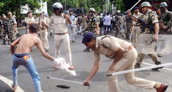 पटना प्रदर्शन के बाद पुलिस का बड़ा एक्शन, 500 अज्ञात पर केस दर्ज; 40 से अधिक हिरासत में