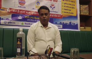 Gas Cylinder KYC: 15 अगस्त तक पूरा करें KYC, नहीं तो गैस बुकिंग में आ सकती है दिक्कत