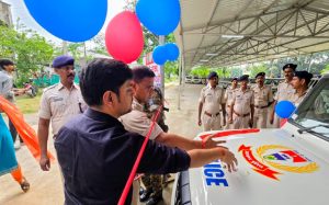 Dhanbad Police New Bolero Vehicles: धनबाद पुलिस को मिलीं 40 नई महिंद्रा बोलेरो, डायल 112 और पुलिसिंग होगी मजबूत 1 Dhanbad Police New Bolero Vehicles: धनबाद पुलिस को मिलीं 40 नई महिंद्रा बोलेरो, डायल 112 और पुलिसिंग होगी मजबूत