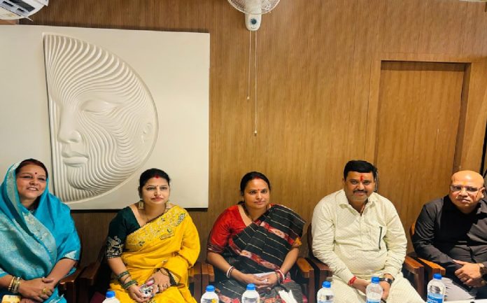 धनबाद में सखियां फाउंडेशन का दूसरा स्थापना दिवस मनाया गया, जिला परिषद अध्यक्ष शारदा सिंह ने दी शुभकामनाएं