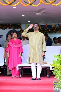 झारखंड अग्निशमन सेवा को मिली नई ताकत, मुख्यमंत्री ने 58 आधुनिक अग्निशमन वाहनों को किया रवाना
