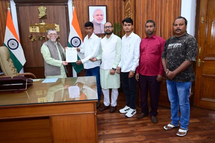 MMRD Act 2026 के विरोध में झारखंड बचाओ समिति ने राज्यपाल से की मुलाकात, सौंपा ज्ञापन