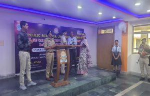 DAV कोयला नगर में साइबर सुरक्षा जागरूकता सत्र, 350 छात्रों को बताए ठगी से बचाव के तरीके