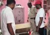 राजगंज के डोमनपुर में चोरी की वारदात, एस्बेस्टस हटाकर दुकान में दाखिल हुए चोर राजगंज के डोमनपुर में चोरी की वारदात, एस्बेस्टस हटाकर दुकान में दाखिल हुए चोर