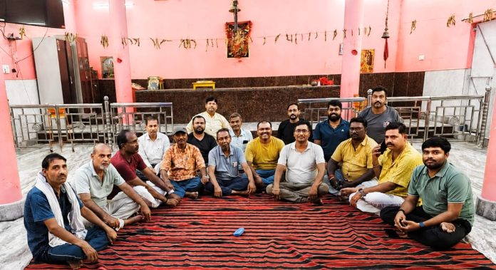 ठाकुर कुल्ही धैया दुर्गा पूजा समिति का पुनर्गठन, मदन मोहन सिंह बने अध्यक्ष