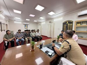 Dhanbad Cyber Crime: धनबाद में साइबर ठगी के खिलाफ बड़ा अभियान, IIT (ISM) के छात्र बनेंगे ‘साइबर साथी’