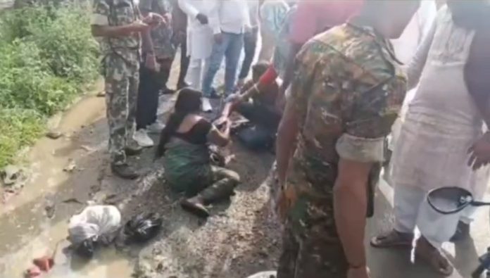 औरंगाबाद में घायल यात्री की मदद को रुके विधायक चेतन आनंद
