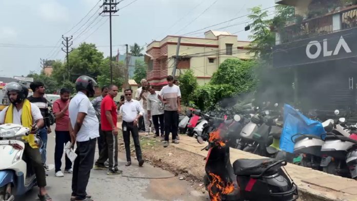 Dhanbad Scooty Fire