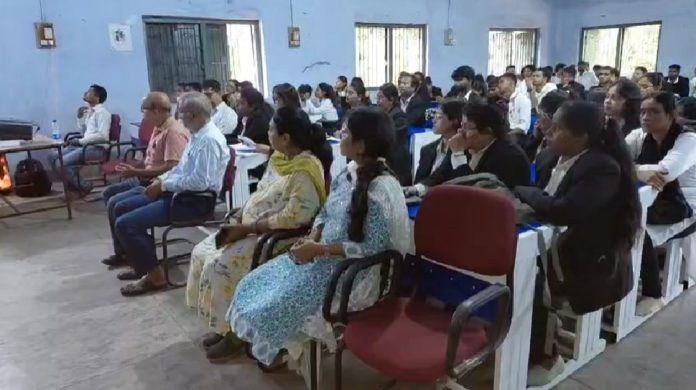धनबाद लॉ कॉलेज में साइबर क्राइम रोकथाम कार्यशाला