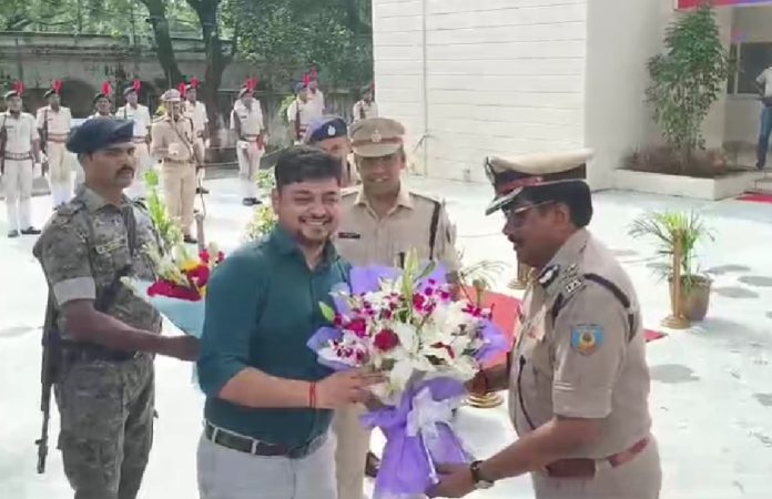 धनबाद पुलिस केंद्र के नए प्रवेश द्वार का उद्घाटन, कोयला प्रक्षेत्र पुलिस मीट-2026 में धनबाद बना ओवरऑल चैंपियन 1