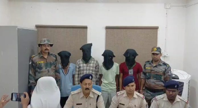 जामताड़ा में साइबर ठगों पर पुलिस का बड़ा वार, फर्जी APK भेजने वाले 4 आरोपी गिरफ्तार