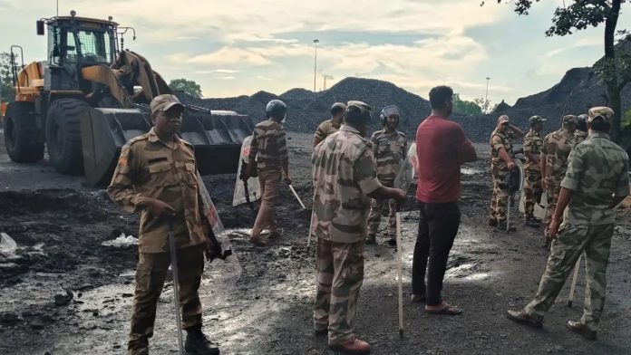 पाथरडीह कोलवाशरी की साइडिंग में हिंसक झड़प, वर्चस्व को लेकर दो पक्षों के समर्थक आमने-सामने