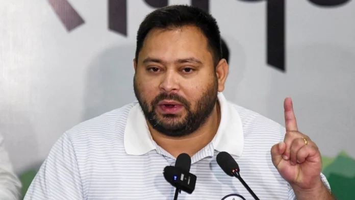 Tejashwi Yadav Election Commission: चुनाव आयोग पर तेजस्वी यादव का बड़ा हमला, PM मोदी और अमित शाह पर लगाए आरोप