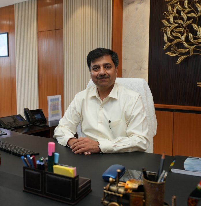 बैच टॉपर और गोल्ड मेडलिस्ट डिम्पी गर्ग बने पूर्व मध्य रेल के महाप्रबंधक
