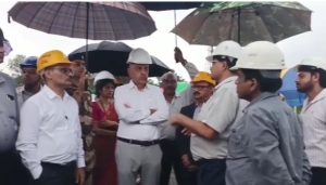धनबाद पहुंचे पीएम के सलाहकार तरुण कपूर, मुनीडीह मीथेन प्लांट का किया निरीक्षण
