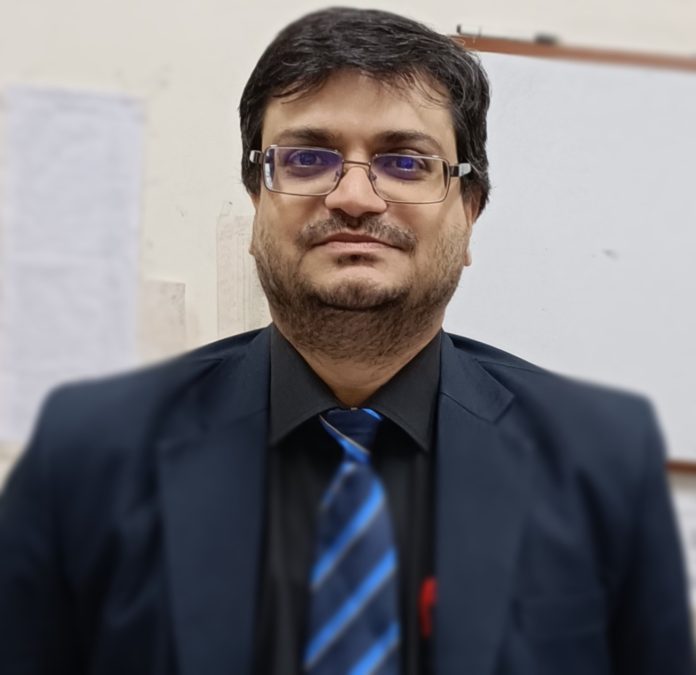 IIT ISM Dhanbad की बड़ी उपलब्धि, प्रो. संजीव रघुवंशी को मिलेगा IETE-CEOT Award