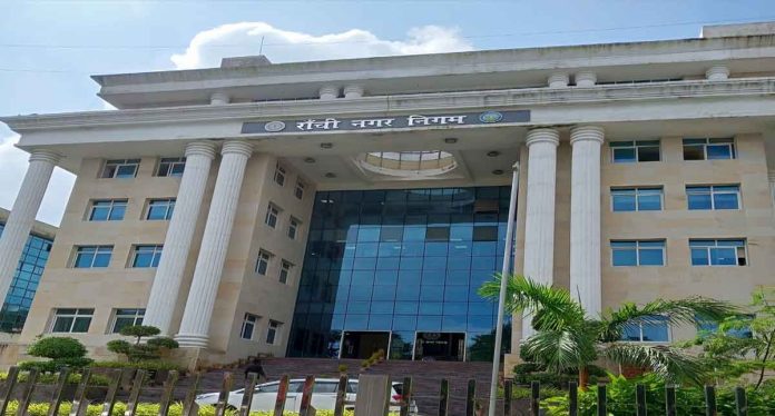 Ranchi Municipal Corporation Land: रांची में अतिक्रमणमुक्त हुई नगर निगम की जमीन, अब वेंडिंग जोन से लाइब्रेरी तक होंगे विकास कार्य