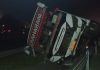 Maharani Bus Accident Dhanbad: ओवरटेक के चक्कर में पलटी गया-कोलकाता महारानी बस, घायलों को SNMMCH भेजा गया Maharani Bus Accident Dhanbad: ओवरटेक के चक्कर में पलटी गया-कोलकाता महारानी बस, घायलों को SNMMCH भेजा गया