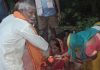 Bhagalpur Viral Video: उम्र की दीवार भी नहीं रोक पाई प्यार! 22 की युवती ने 62 साल के बुजुर्ग से की शादी, VIDEO वायरल Bhagalpur Viral Video: भागलपुर की युवती ने लखीसराय में रचाई शादी, उम्र का फासला देख लोग हैरान